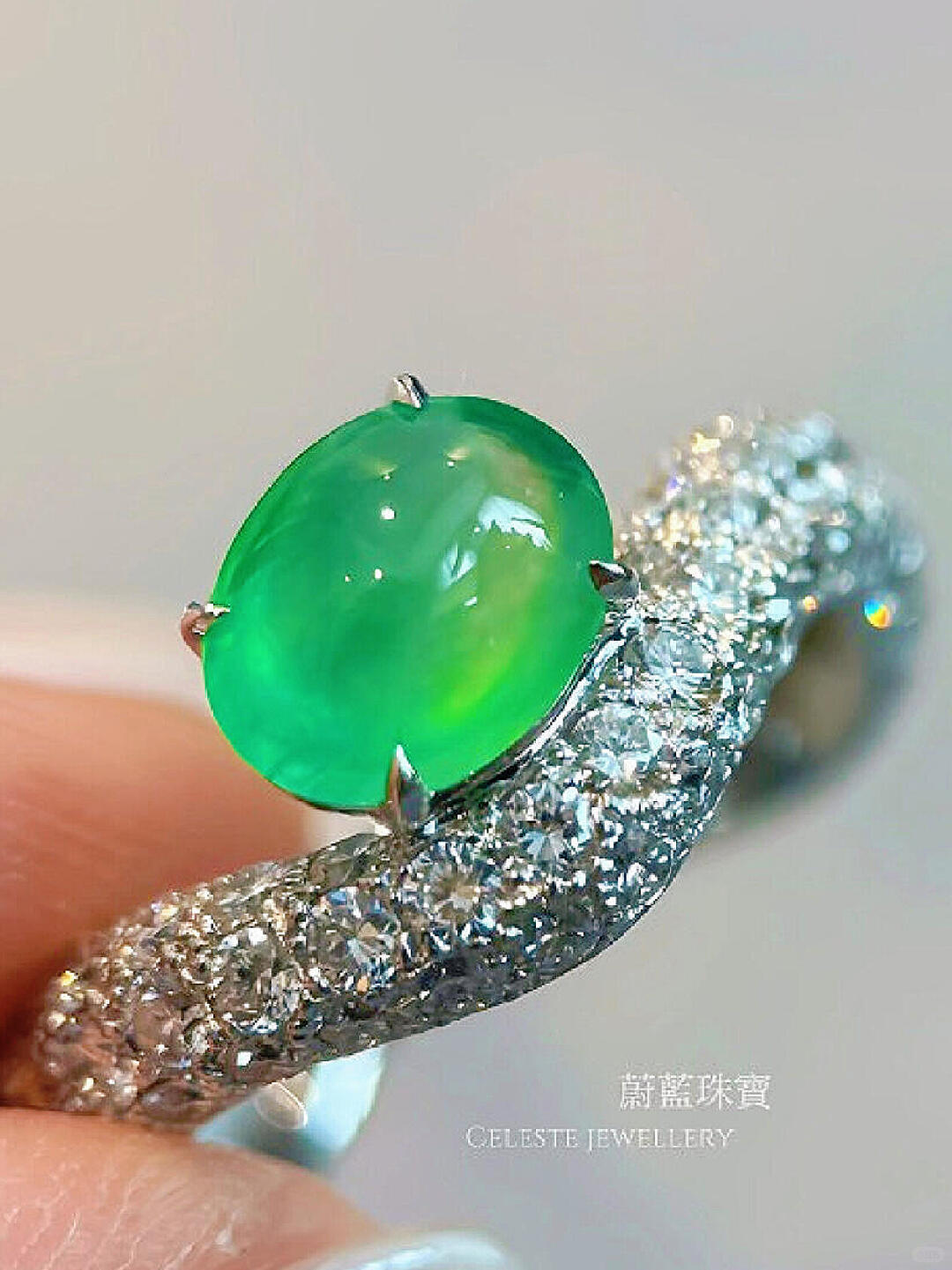 小众不撞款的翡翠戒指