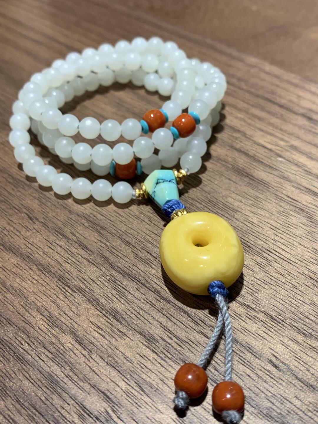 蔚蓝文玩 把心头好分享给同好 手链