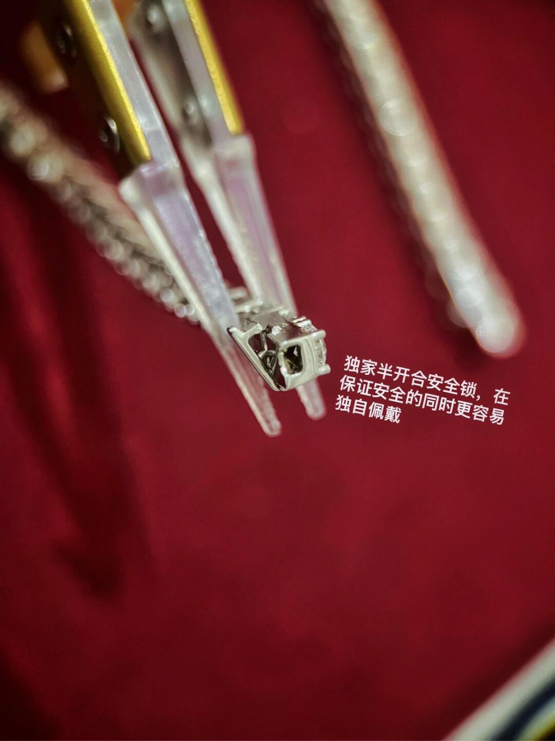 差不多的网球手链 钱该多花在哪