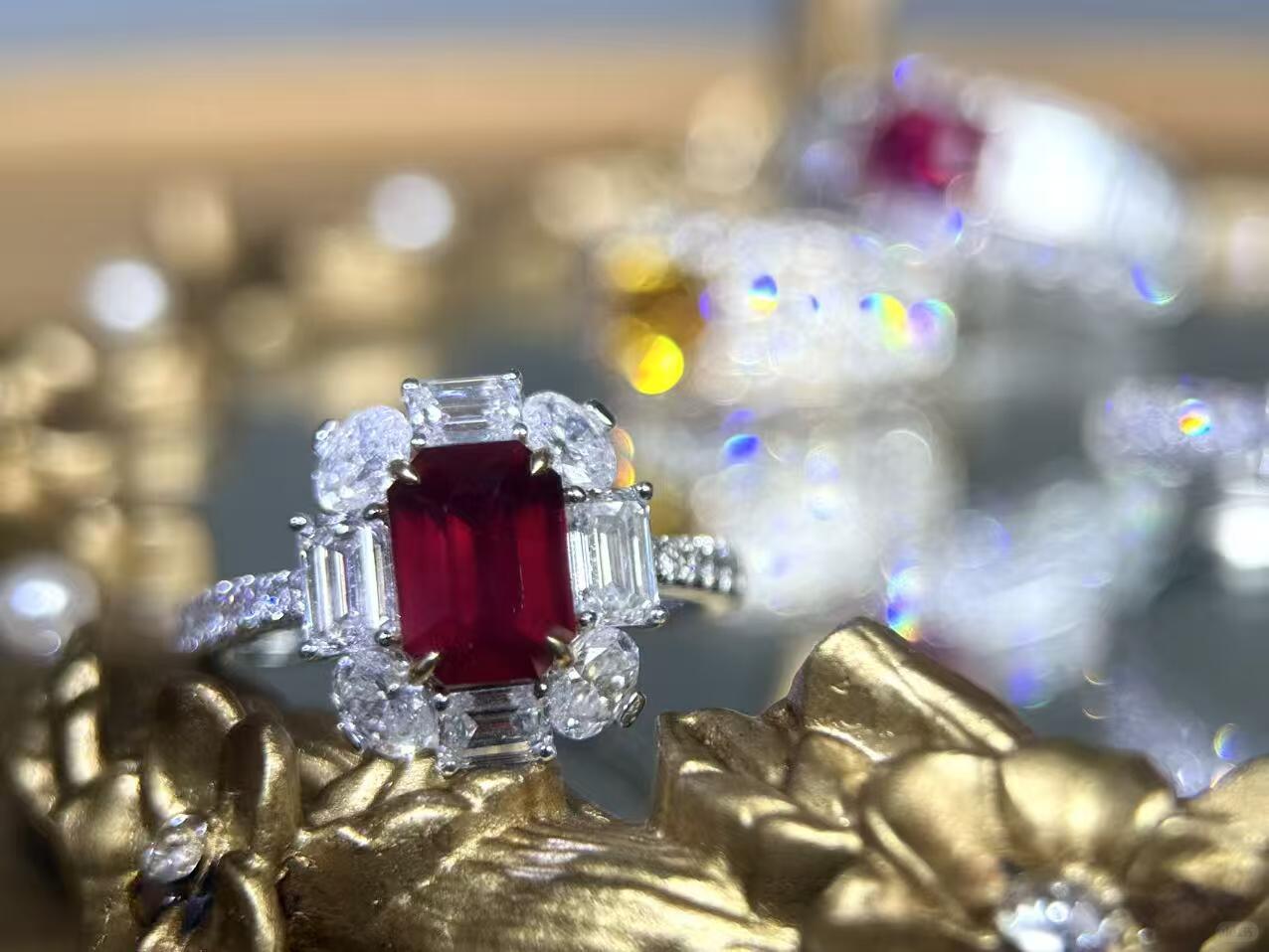 Thanks to the Client Who Can Take a Great Photo Ring