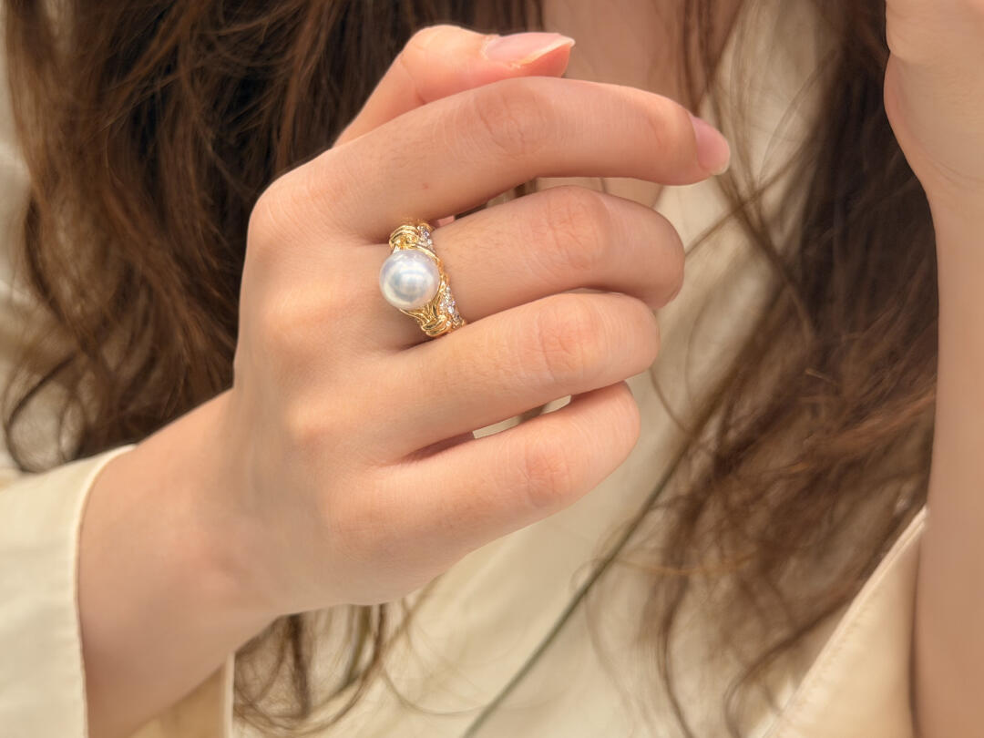 Retro Pearl Ring