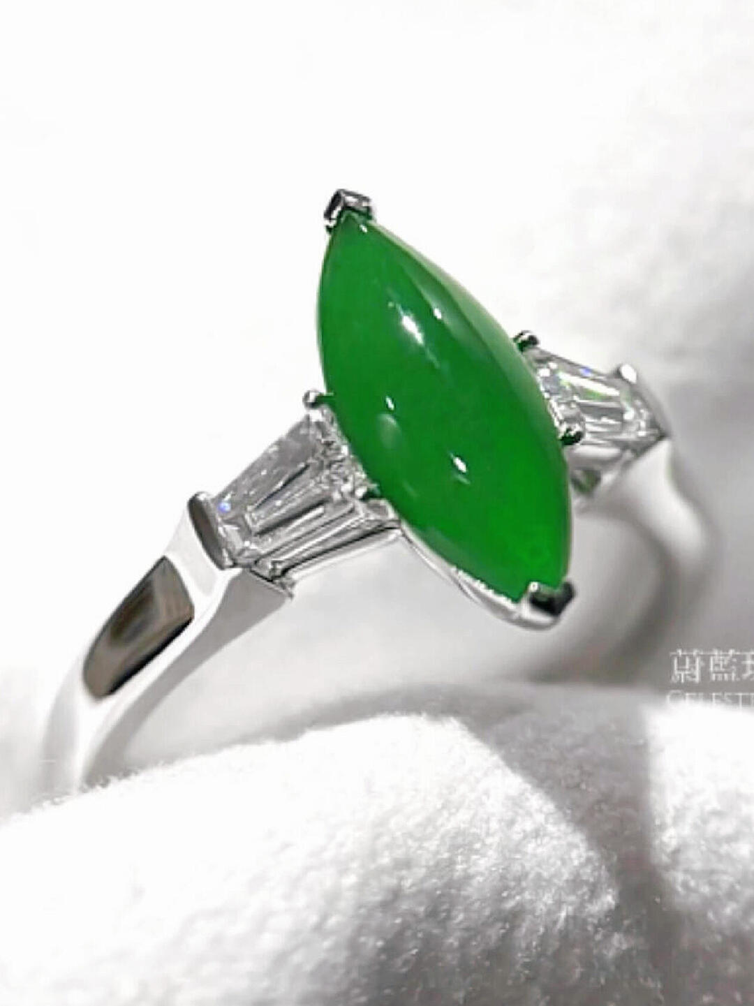 Everything Can Be Three-Stone, Jadeite Too Ring