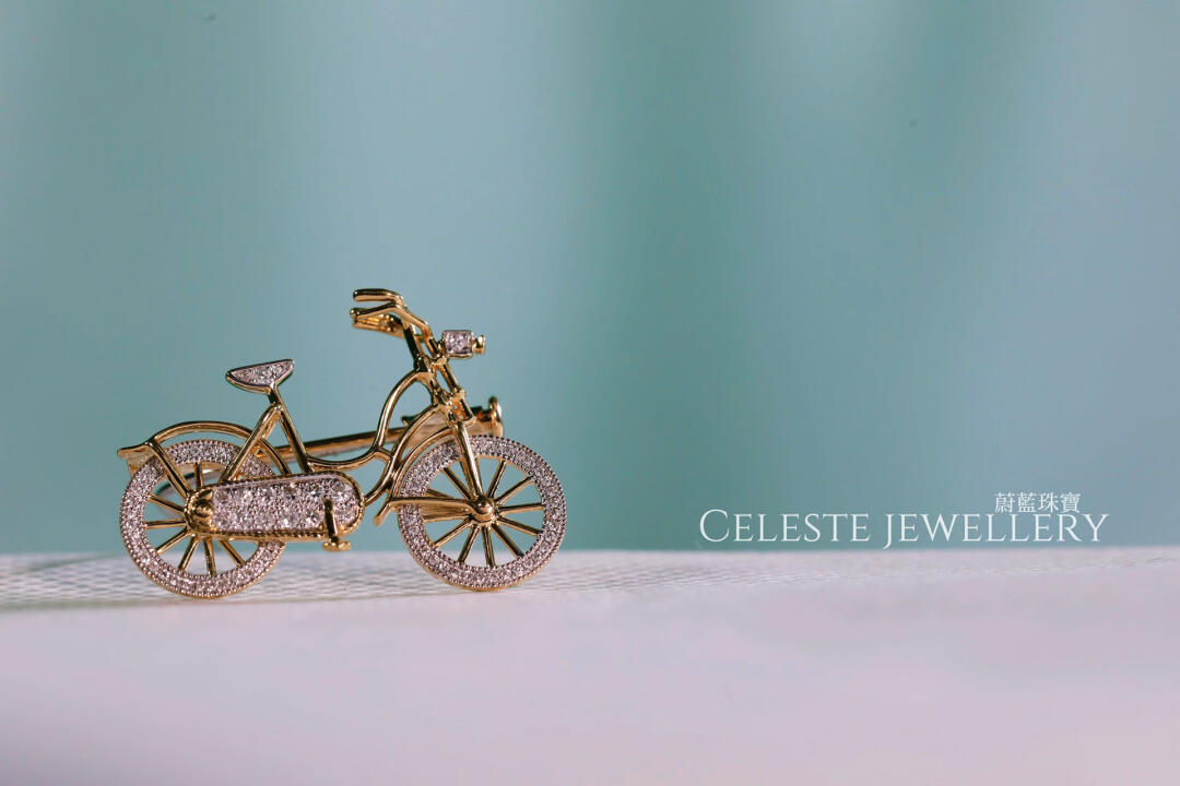 A childhood bicycle, stop-motion jewellery brooch