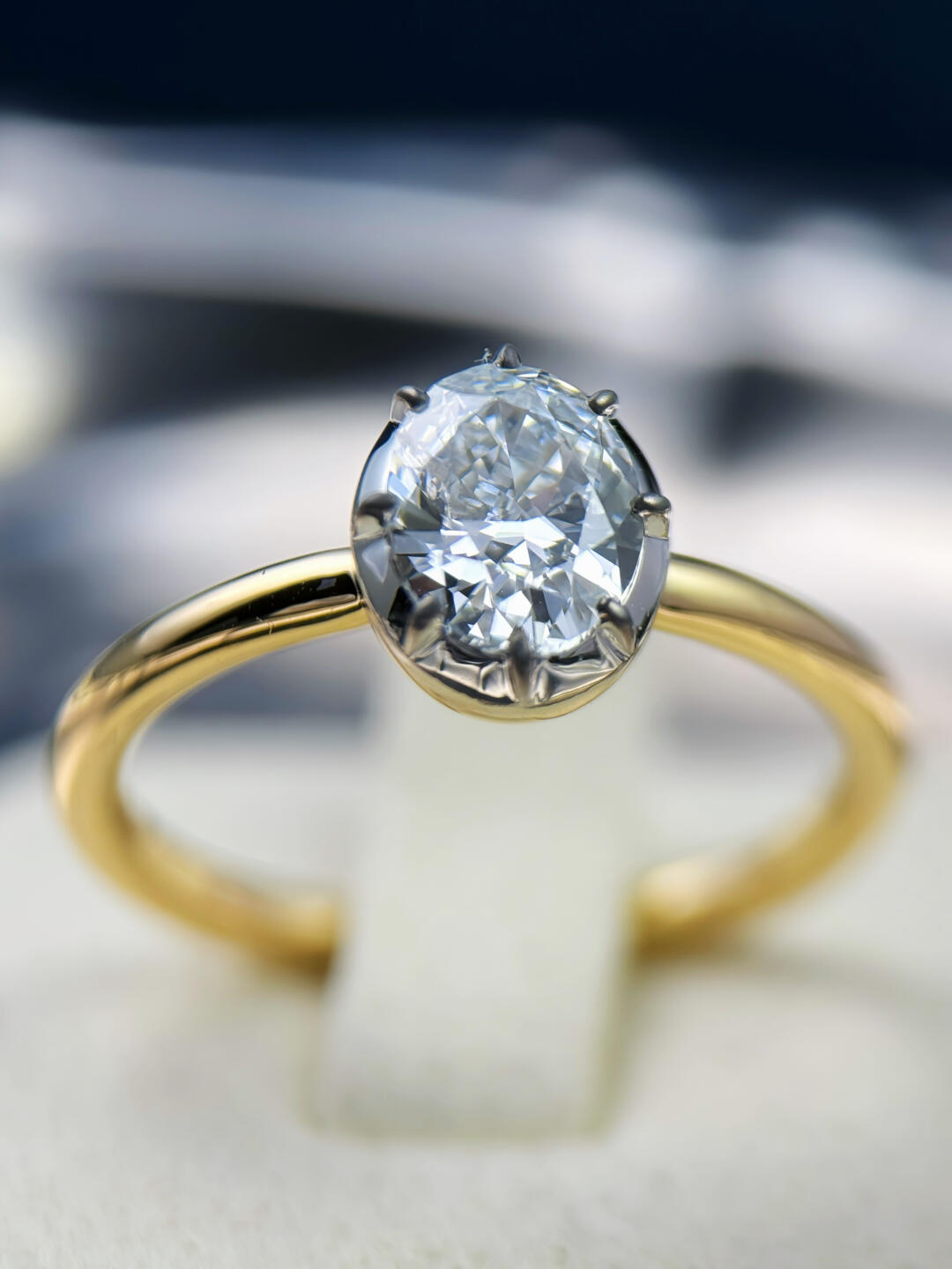 Let diamonds become part of everyday life earrings
