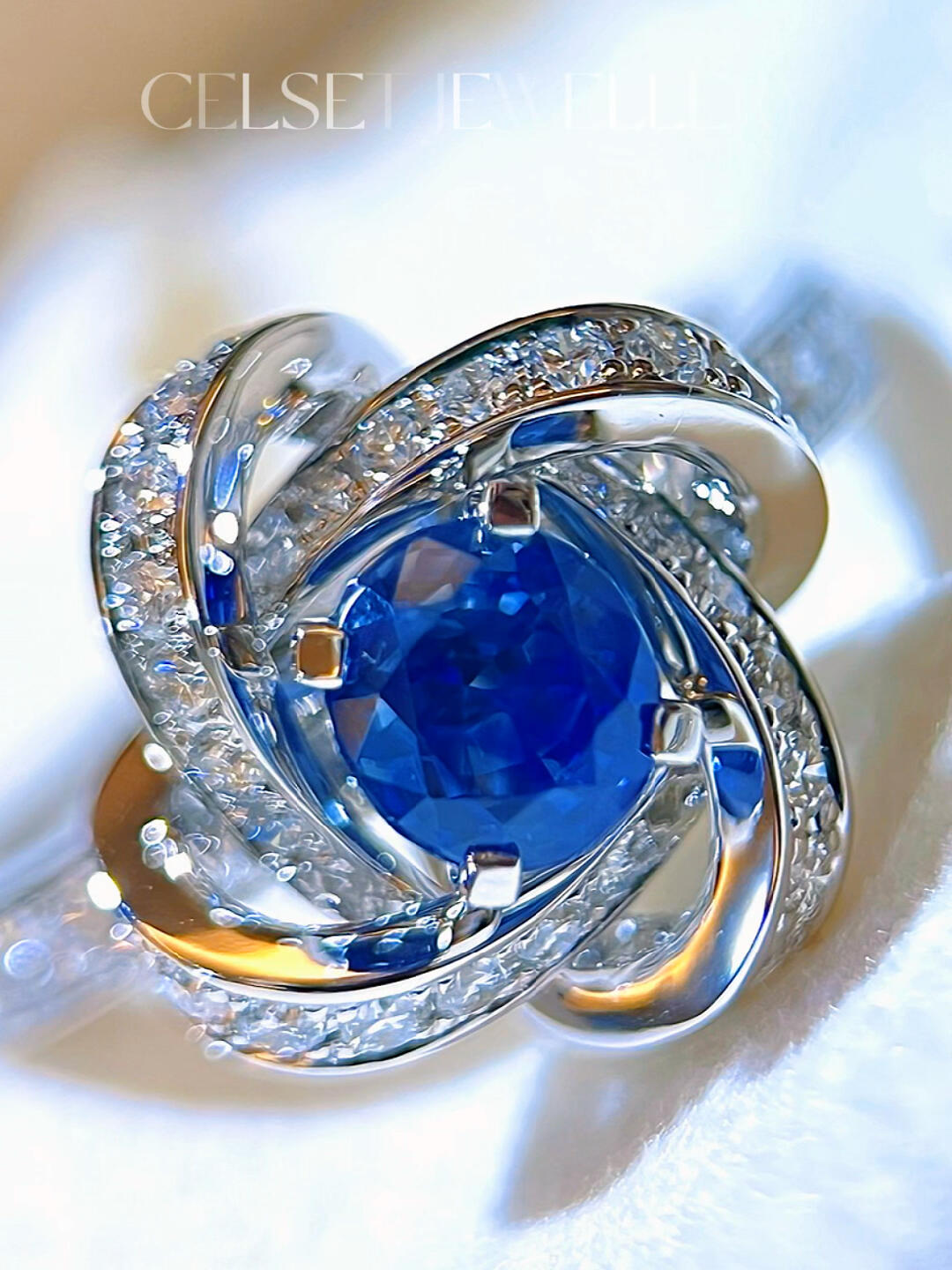 Elegance never goes out of style ring